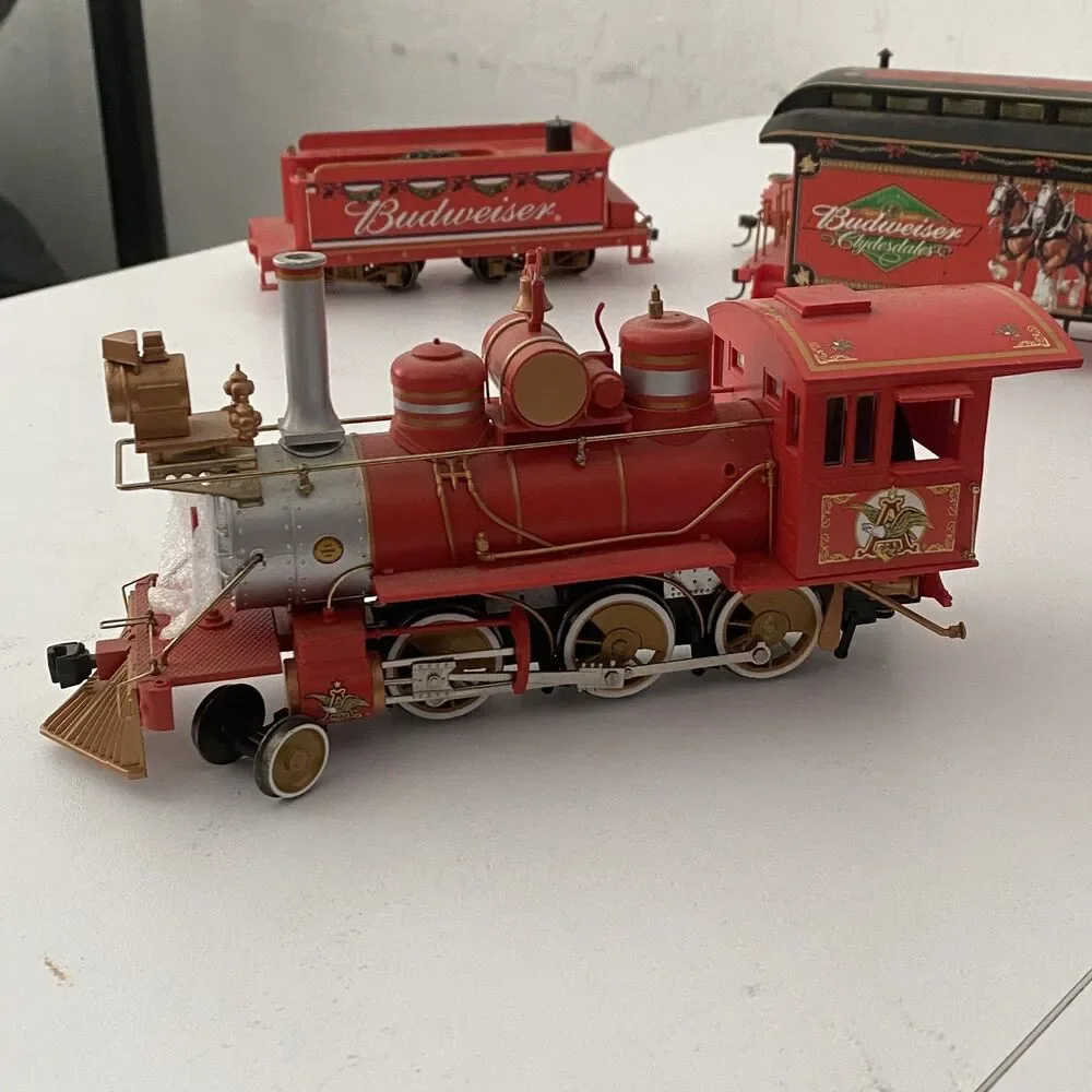 Hawthorne Village Budweiser Train Locomotive & Tender & Cars Holiday